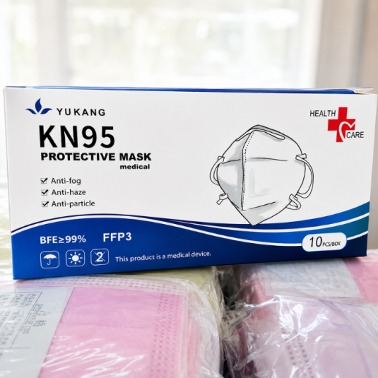 Compra mascarillas KN95 médicas de la marca Yukang. Con certificación FFP3 y filtración BFE ≥ 99%, ofrecen máxima protección anti-partículas. ¡Pide tu caja de 10 unidades!