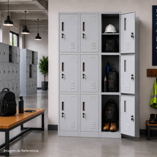Locker metálico de 9 casilleros fabricado en acero calibre 22 con pintura horneada. Cuenta con 9 puertas ventiladas, manijas integradas y cierre mediante aldaba. Medidas: 90 cm de ancho x 185 cm de alto x 40 cm de fondo. Ideal para oficinas, vestidores y empresas. ¡Descuentos escalonados desde la 2da unidad!